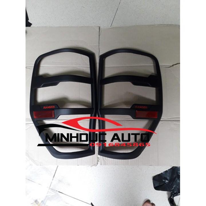 Ốp viền đèn hậu xe Ford Ranger