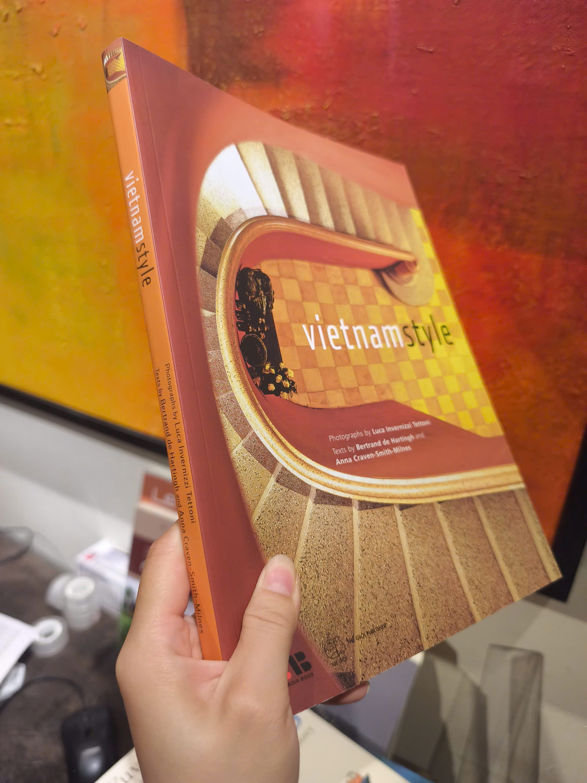 Sách - Vietnam Style by Luca Invernizzi Tettoni - With over 220 striking photographs and insightful commentary