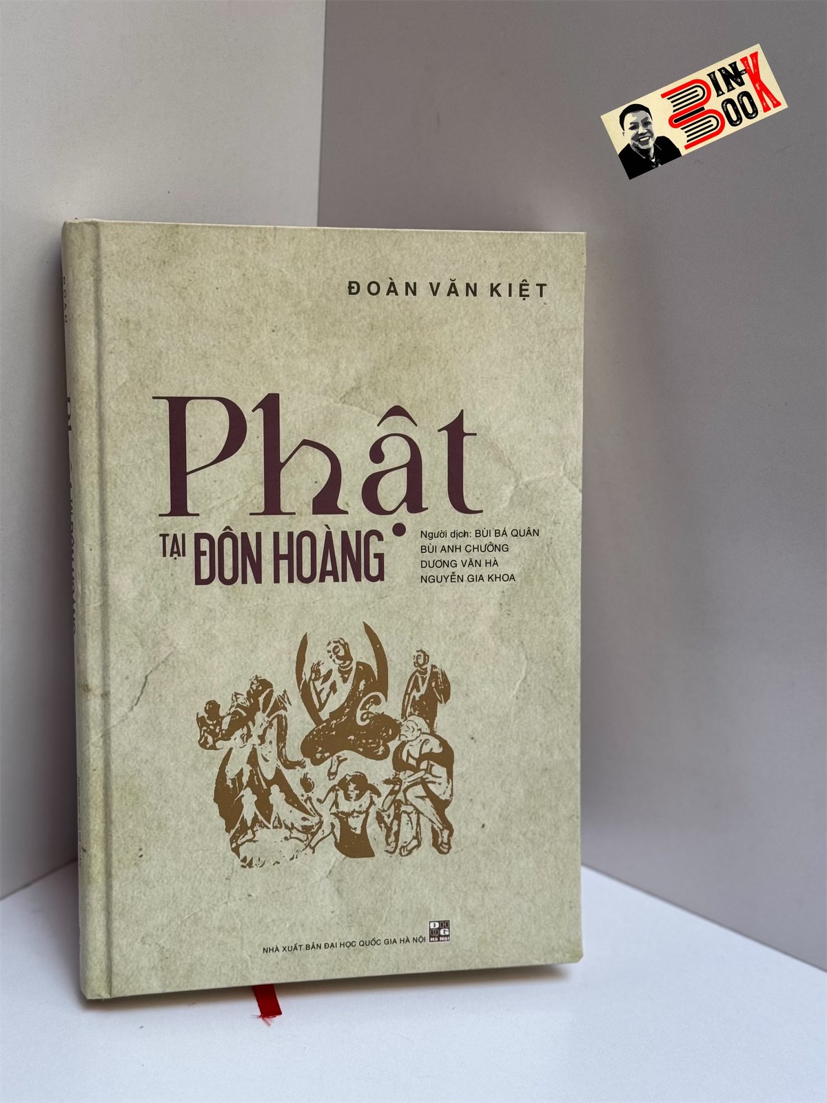 (Tranh in màu, Bìa cứng) PHẬT TẠI ĐÔN HOÀNG – Đoàn Văn Kiệt – Bùi Bá Quân dịch – NXB ĐHQG