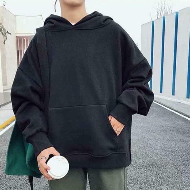 Áo hoodie trơn form rộng, hình thật mẫu mặc (áo màu be