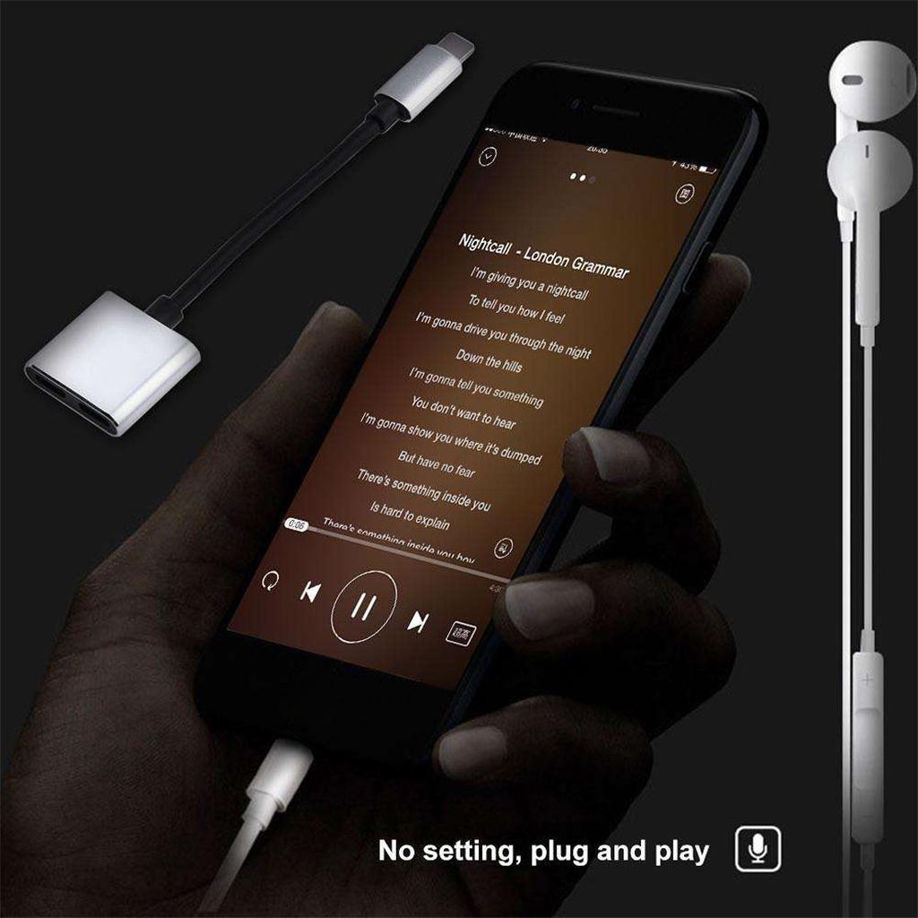 2-in-1 Audio Converter Adapter with Charging Port for 7/8/X
