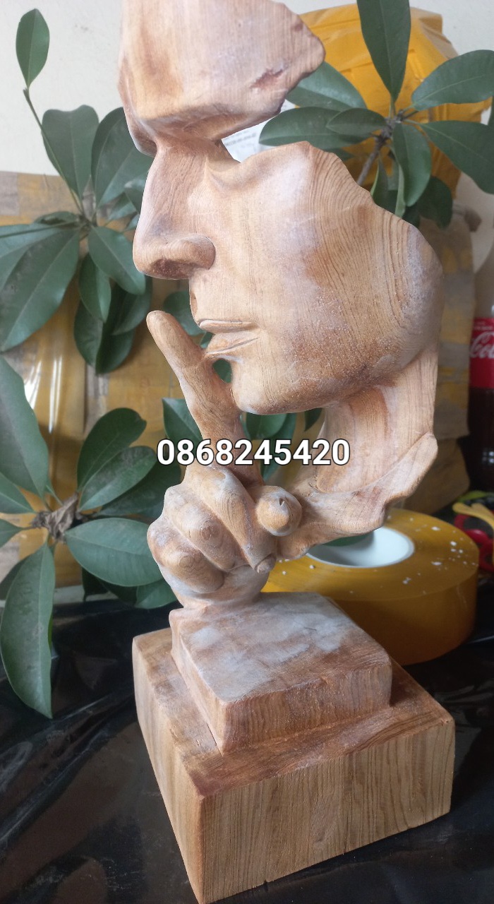 Tượng im lặng là vàng bằng gỗ ngọc am thơm nức kt 34×13×12cm