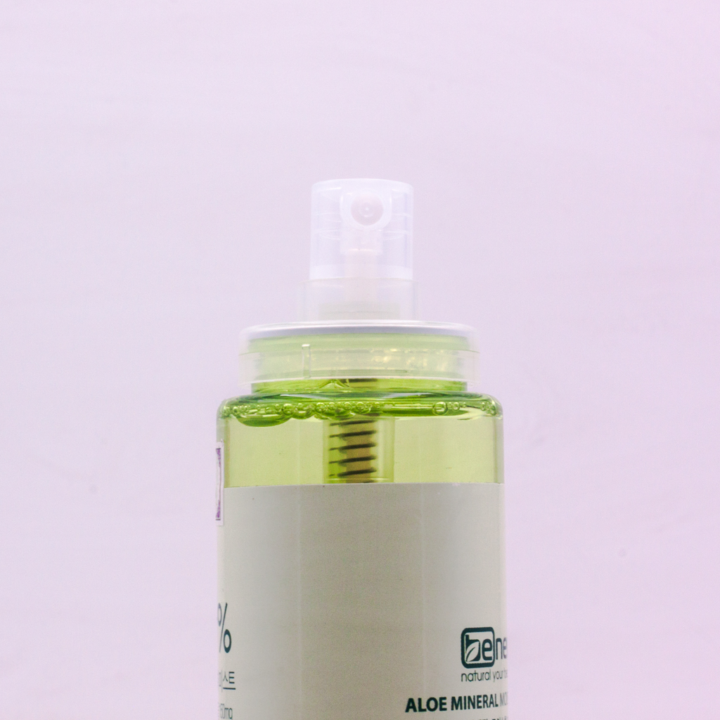 Xịt khoáng cấp ẩm tức thì chống khô da, làm mịn da chiết xuất Lô hội Benew Aloe Mineral Moisture Mist 150ml