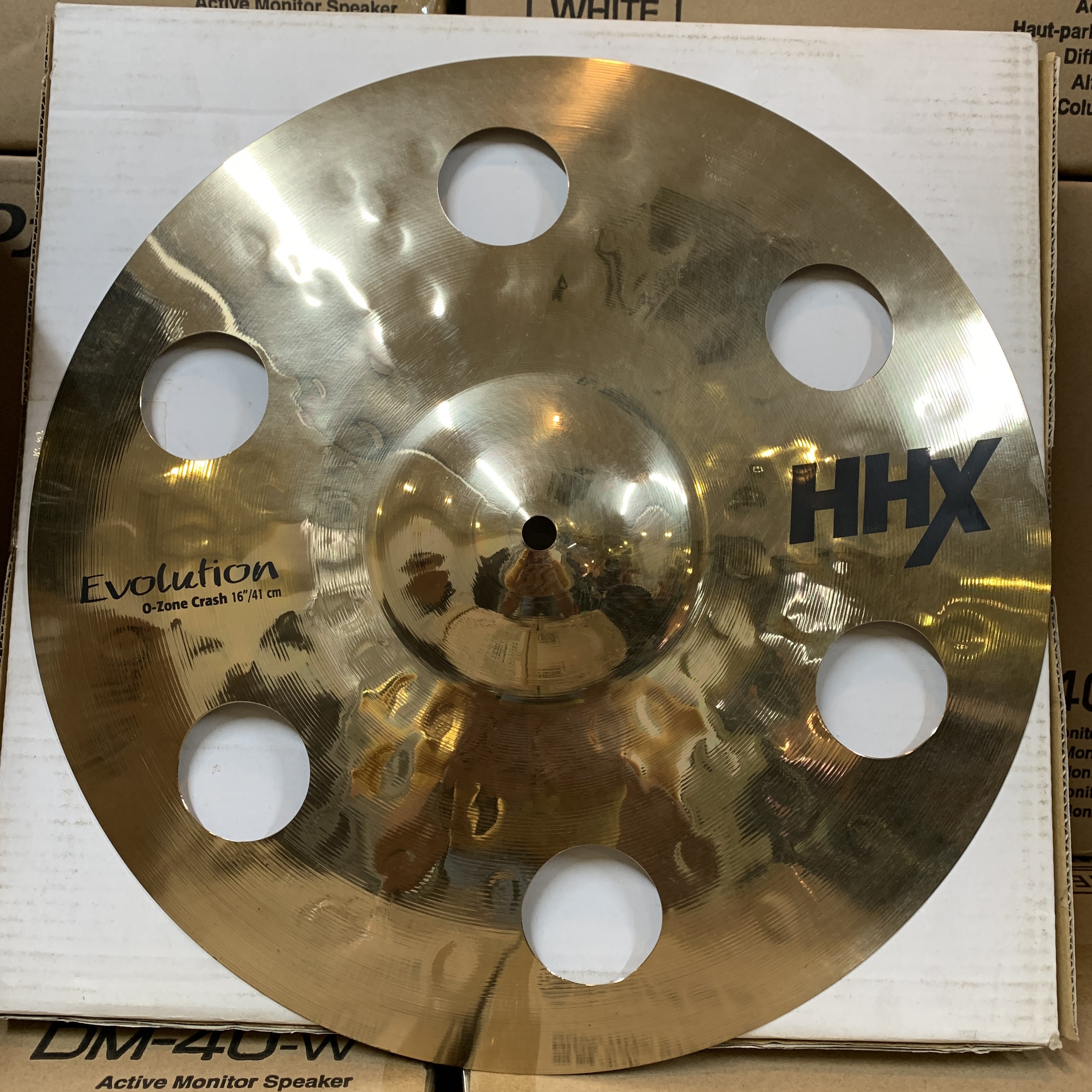 Lá trống HHX Ozone 16'' Sabian