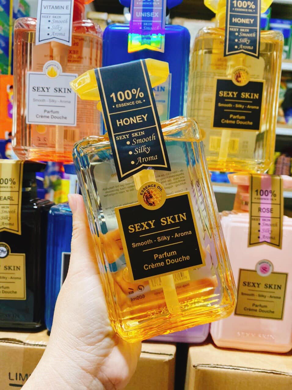Sữa Tắm Nước Hoa Pháp Sexy Skin 600ml - Honey (Vàng)