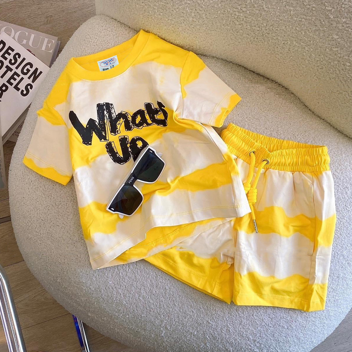 Đồ bộ bé trai vải thun hiệu MIMYKID quần lửng in chữ Whats Up đồ bộ cho bé - LMTK-B10TH4