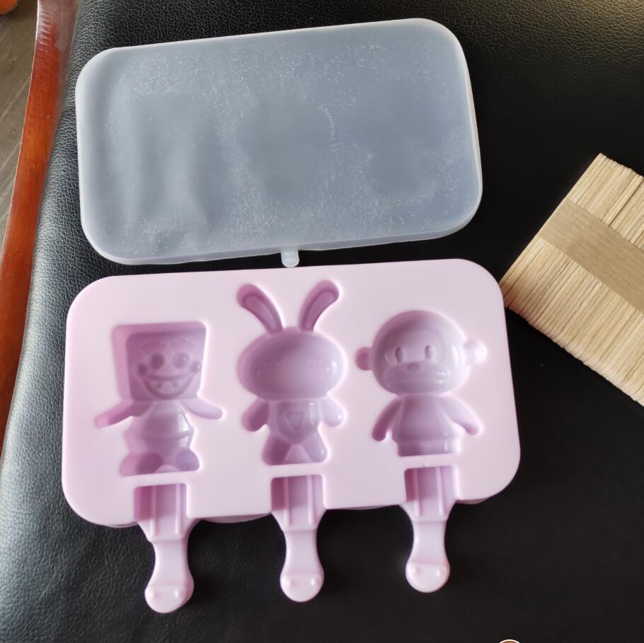 Khuôn làm kem silicon Mẫu Hoạt Hình 02 kèm 50 que gỗ tiện dụng