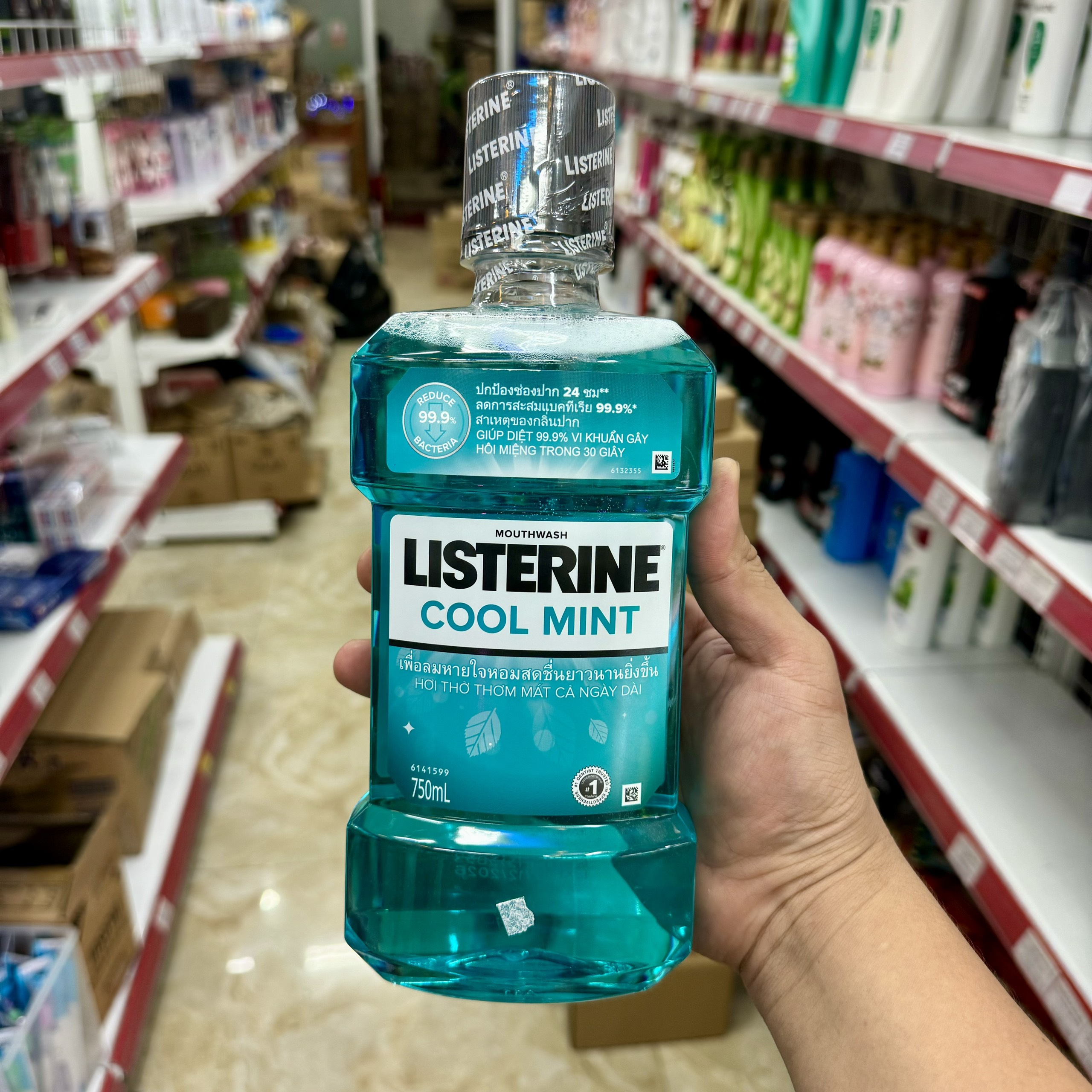 Combo 2 chai nước súc miệng Listerine Cool Mint Hương Bạc Hà 250ml/chai