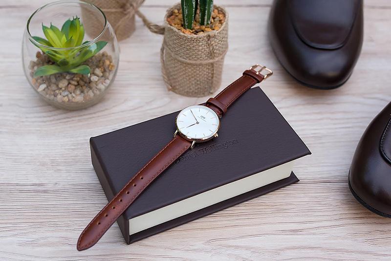 Đồng Hồ Dây Da Daniel Wellington DW00100175 (32mm) - Nâu