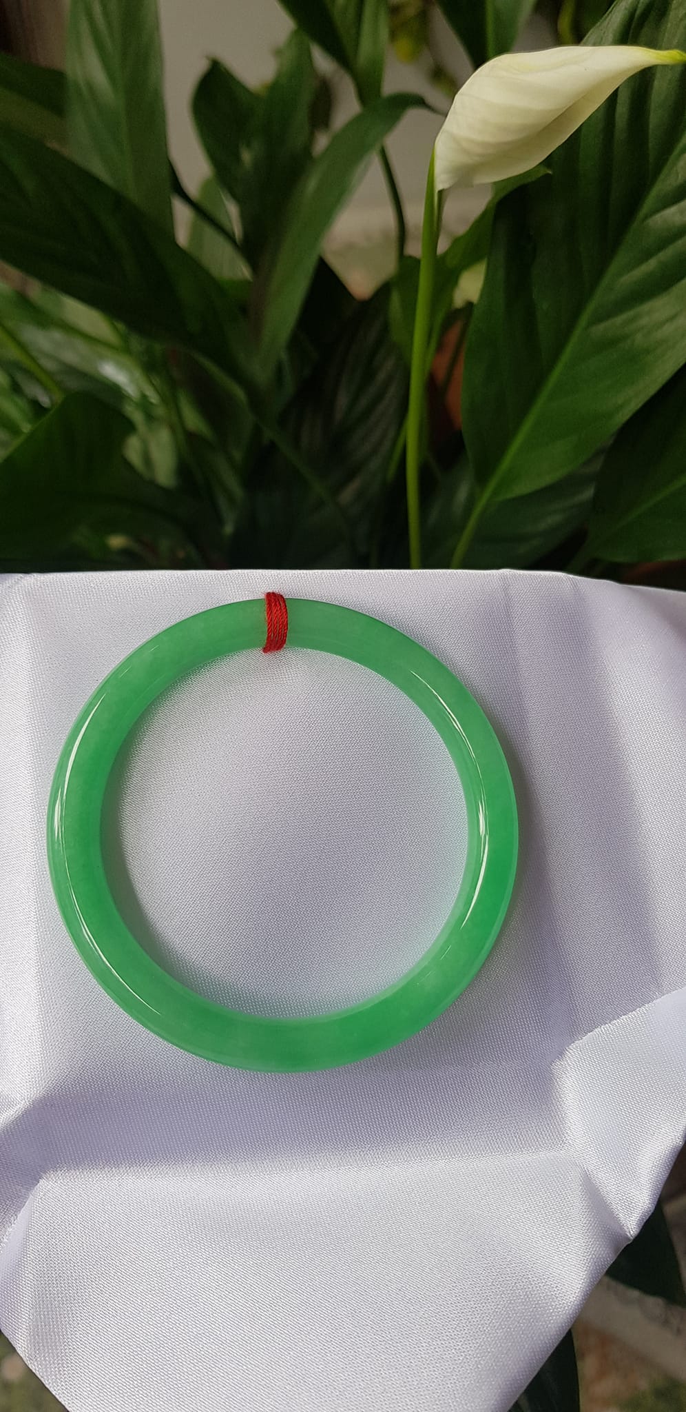 Vòng cẩm thạch Mới Lý T 54mm x 7,2mm Vòng màu xanh nhẹ nhàng bóng đẹp nữ mệnh Mộc mệnh Hỏa mệnh Thủy ạ Nữ 53kg - 60kg đeo đẹp