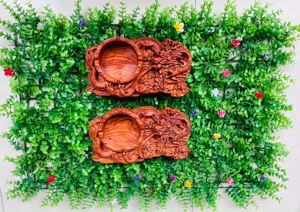 Gạt tàn rồng gỗ hương