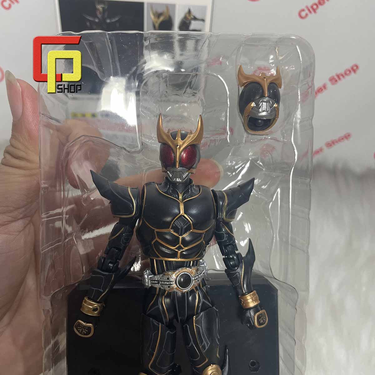 Mô hình Kamen Rider Kuuga Ultimate Form - Mô hình Kuuga Ultimate SHF