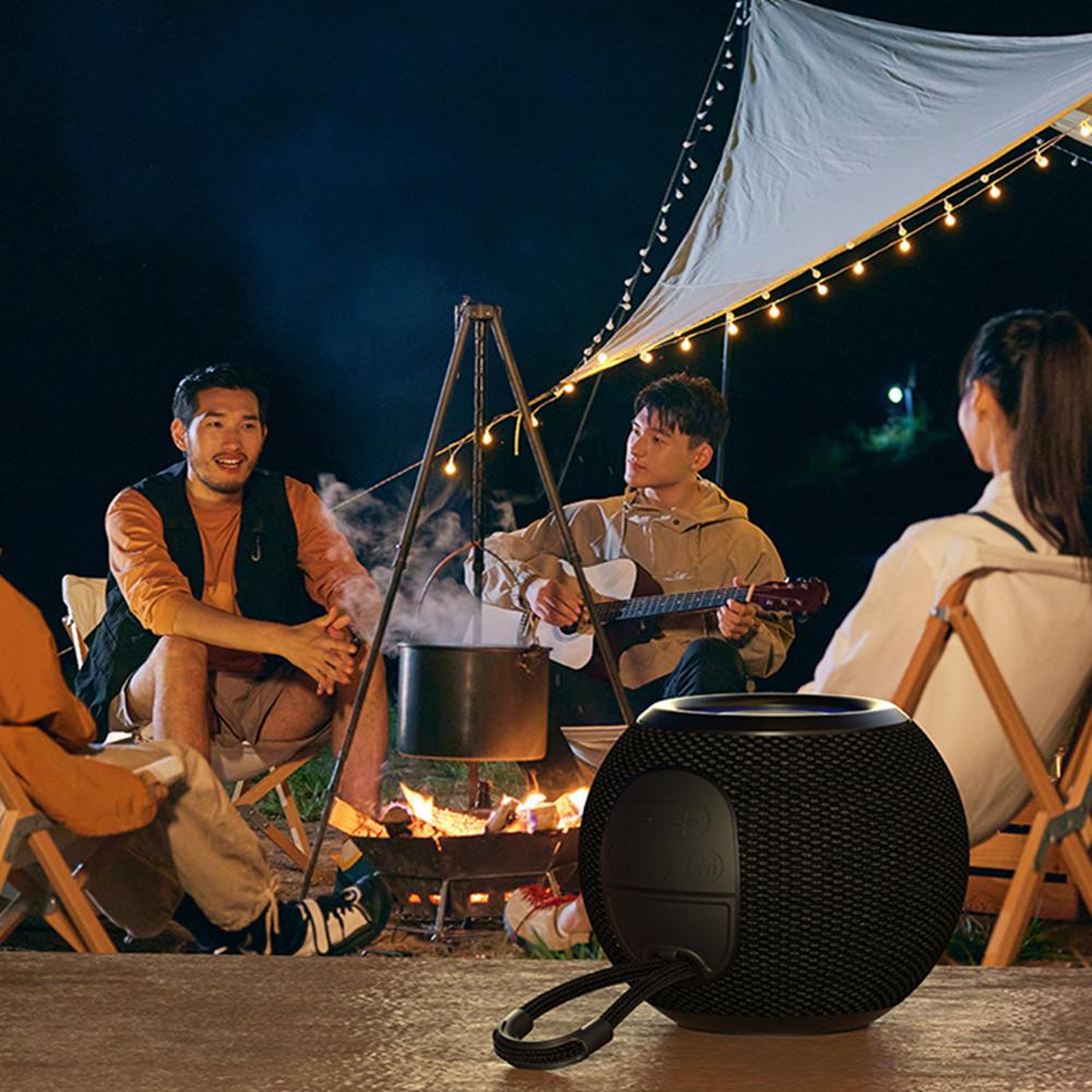 Mini di động loa bluetooth HD Giảm tiếng ồn Micrô ngoài trời Thể thao di động Hifi Music Loa Stereo Support Color: White