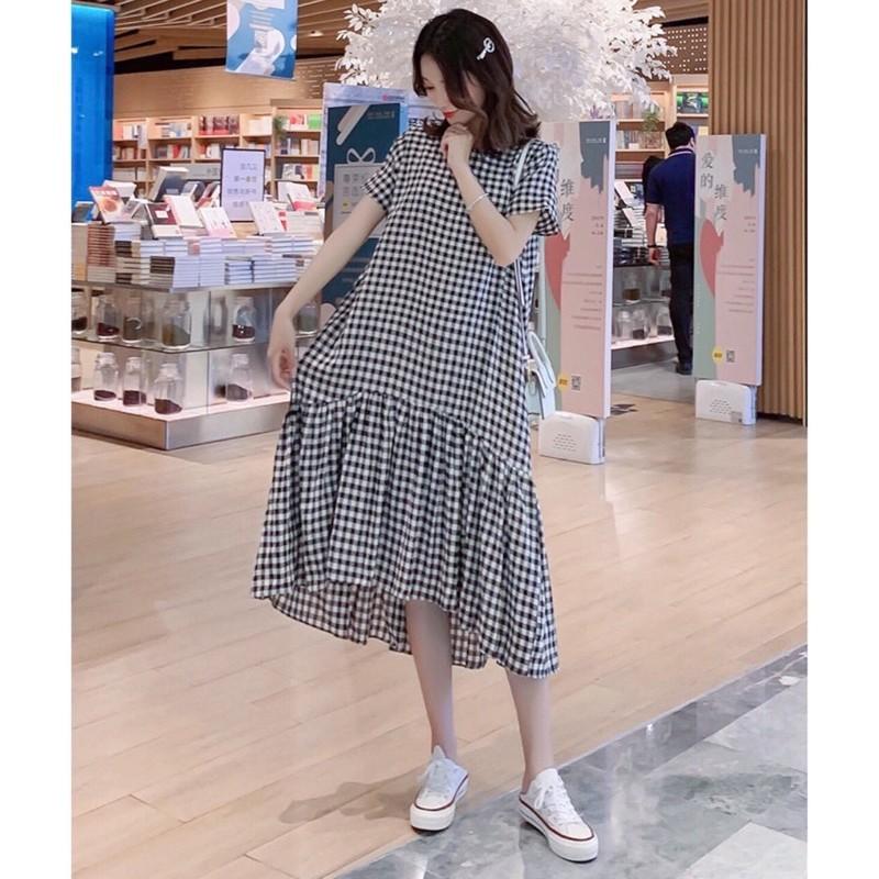Đầm Caro Trắng Đen Đuôi Cá