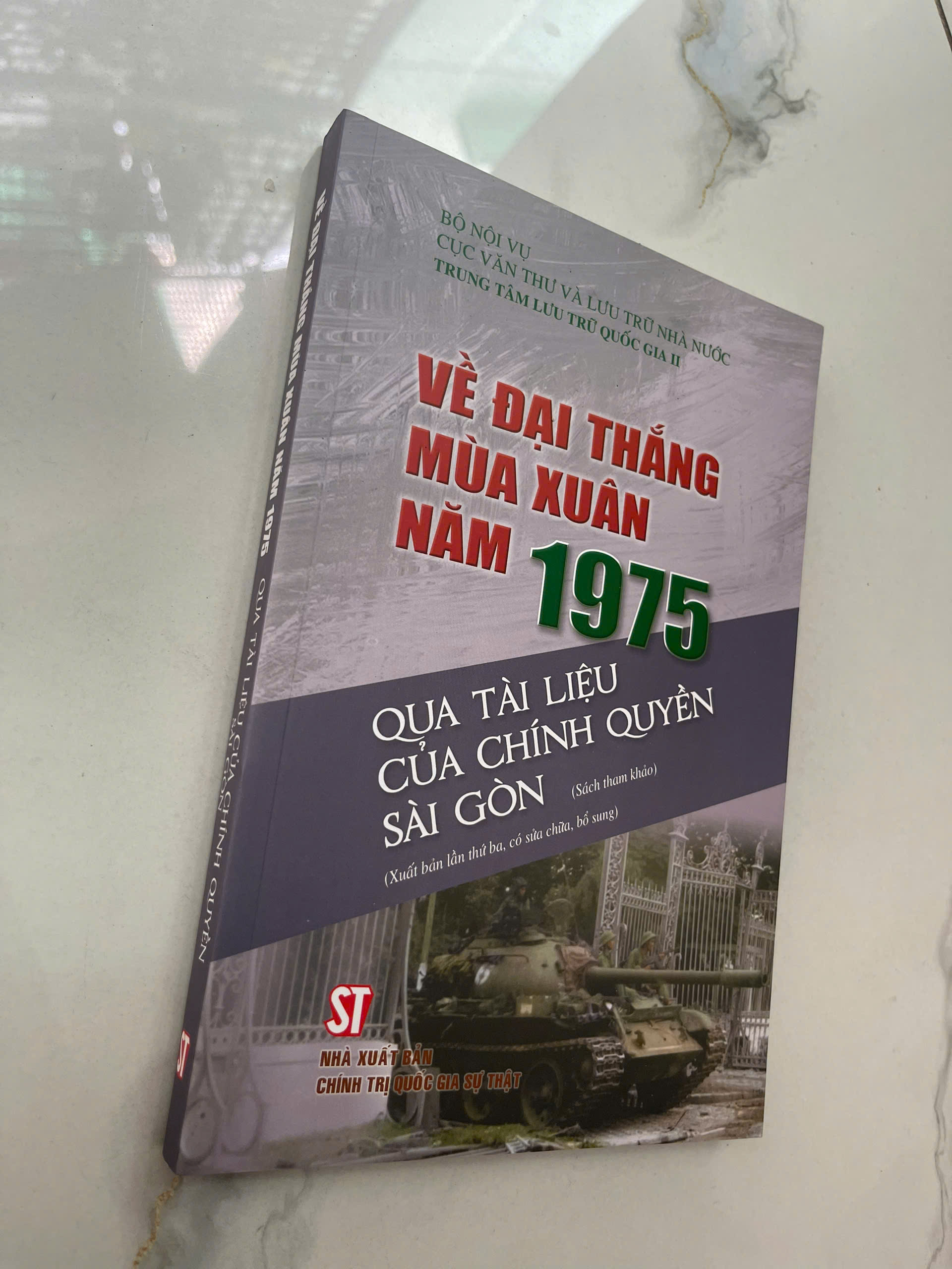 Về đại thắng mùa Xuân năm 1975 qua tài liệu của chính quyển Sài Gòn