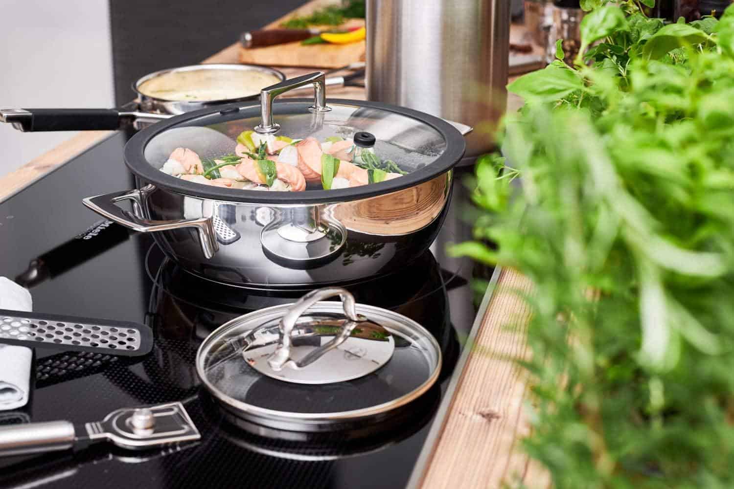 Dao Cạo Vệ Sinh Bếp Từ Rösle 12830 19,5cm Hàng chính hãng