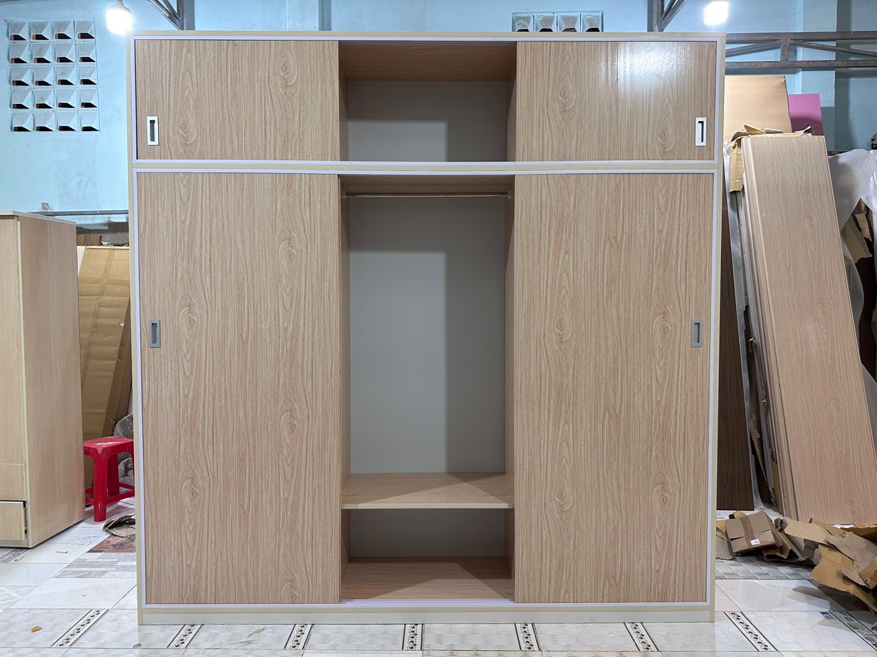Tủ áo lùa Tundo 1m6 x 2m2 cỡ lớn