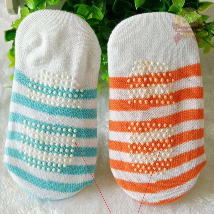 Vớ tất hoạt hình chống trơn cho bé tập đi Foot Cover – hàng Nhật Bản