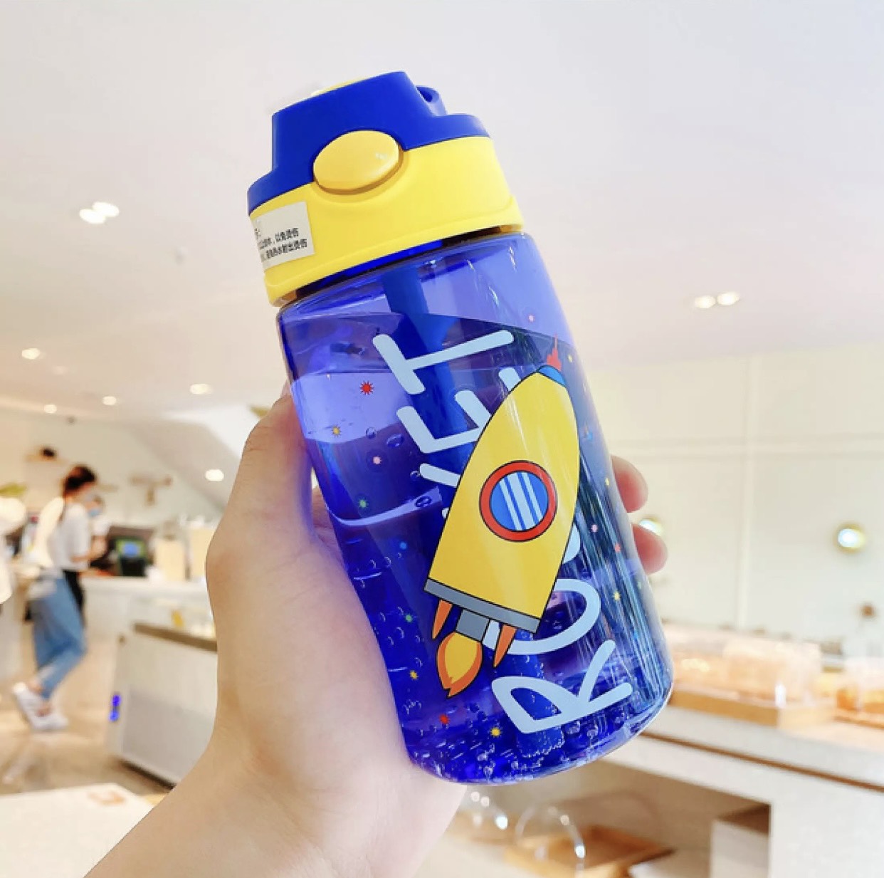 Bình nước quai xách ống hút siêu hot cho các bé - 550ml