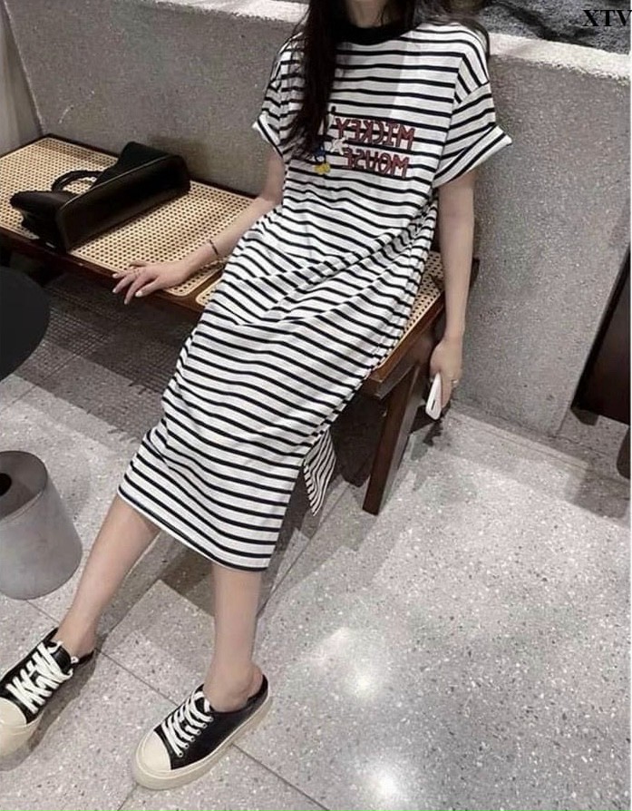 Đầm suông nữ cộc tay mùa hè_váy suông nữ dáng dài kẻ in hình mickey cá tính