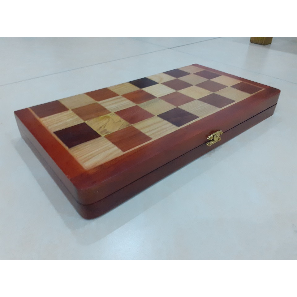 Bàn cờ vua bằng gỗ hương 35 x 36 cm