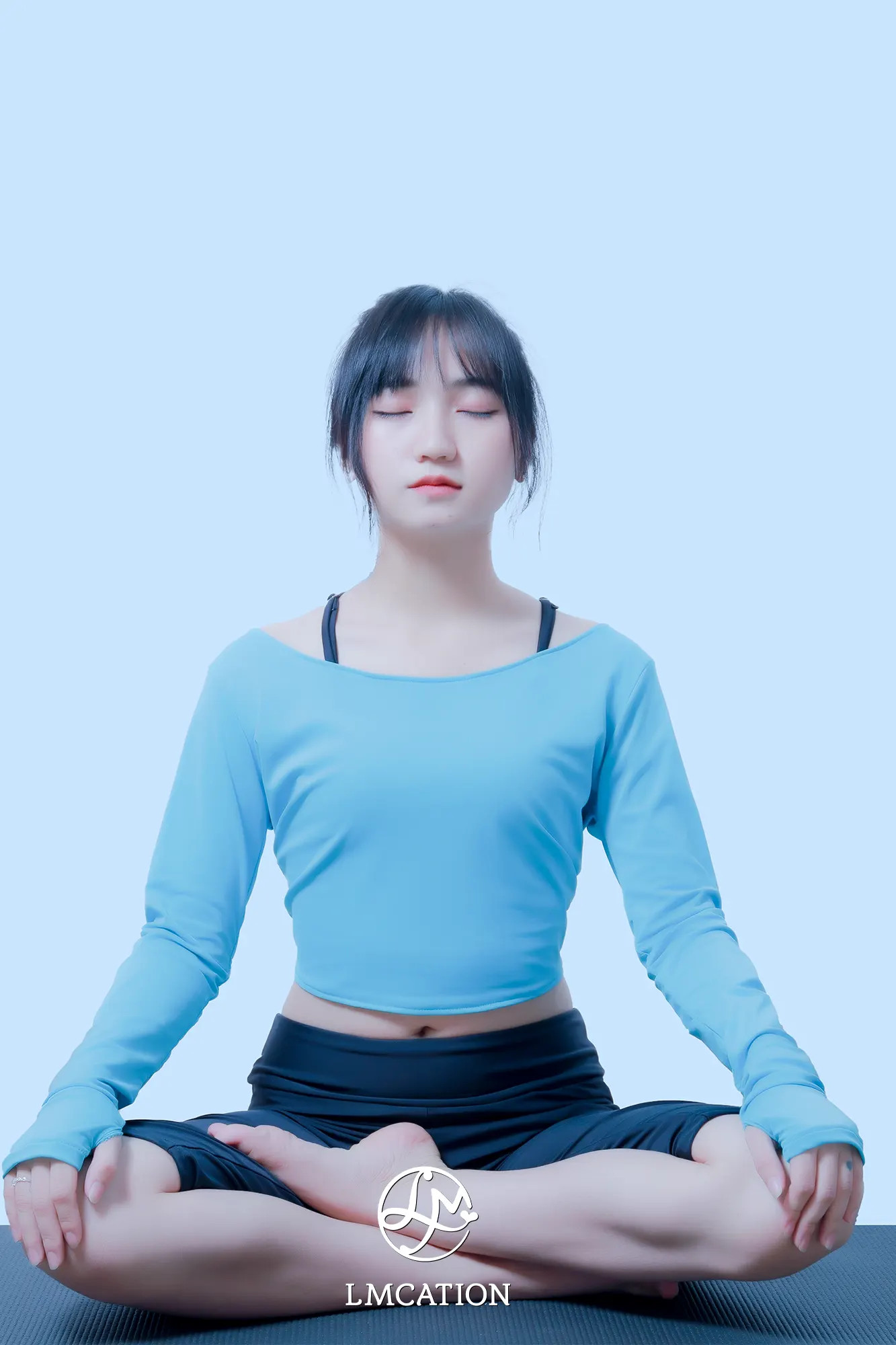 Quần Lửng Đa Năng Nữ LMcation Rita - Màu Đen
