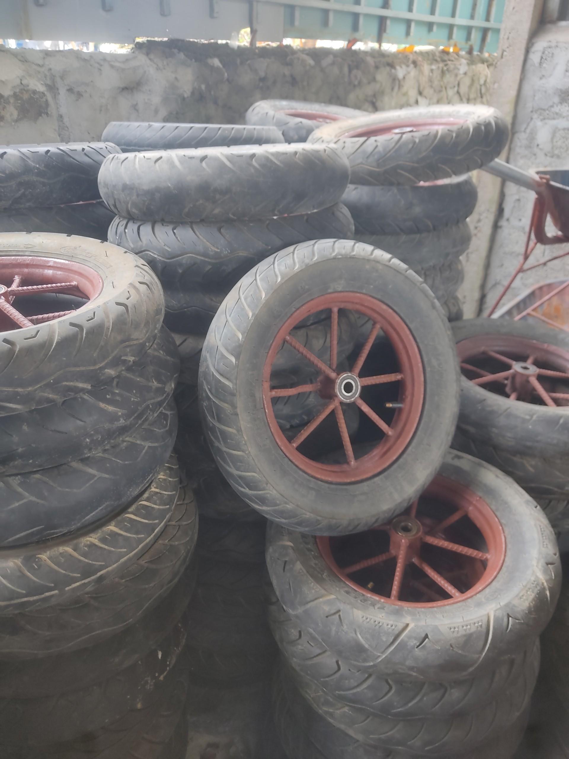 Bộ Bánh Xe Rùa Xăm Mới 8 nan 6203 Hoặc 6204 BanhXeCaoSu