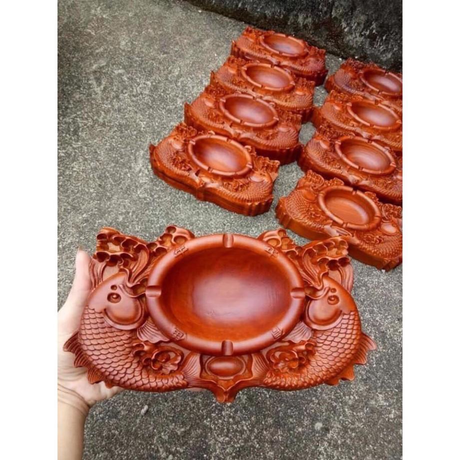 Gạt tàn cá chép gỗ hương nguyên khối loại to