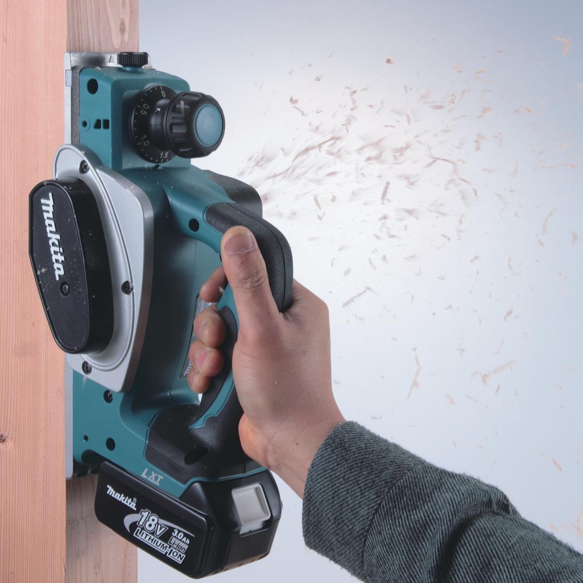 MÁY BÀO DÙNG PIN 82MM MAKITA DKP180Z - HÀNG CHÍNH HÃNG