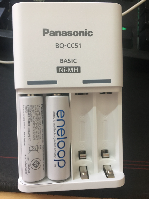 Bộ Sạc Nhanh Panasonic  BQ CC51 (Smart Quick Charger ) Kèm 4 Pin/2 Pin Eneloop AA BK3MCCE 2000 mah Hàng Chính Hãng