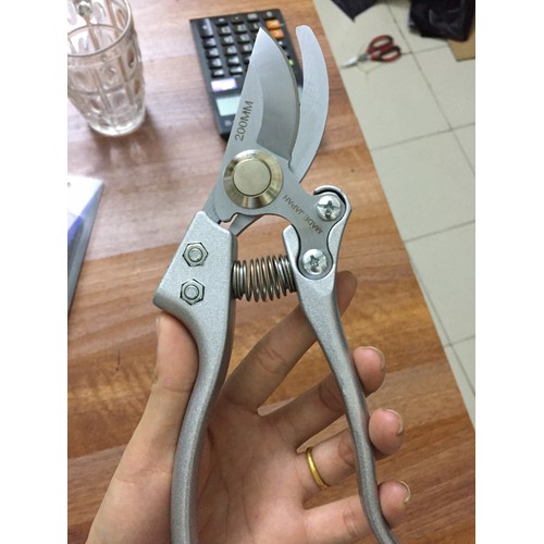 Kéo cắt cành Nhật