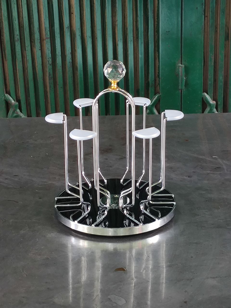KHAY ÚP LY TRÒN INOX XOAY 360 ĐỘ – SANG TRỌNG &amp; TIỆN DỤNG