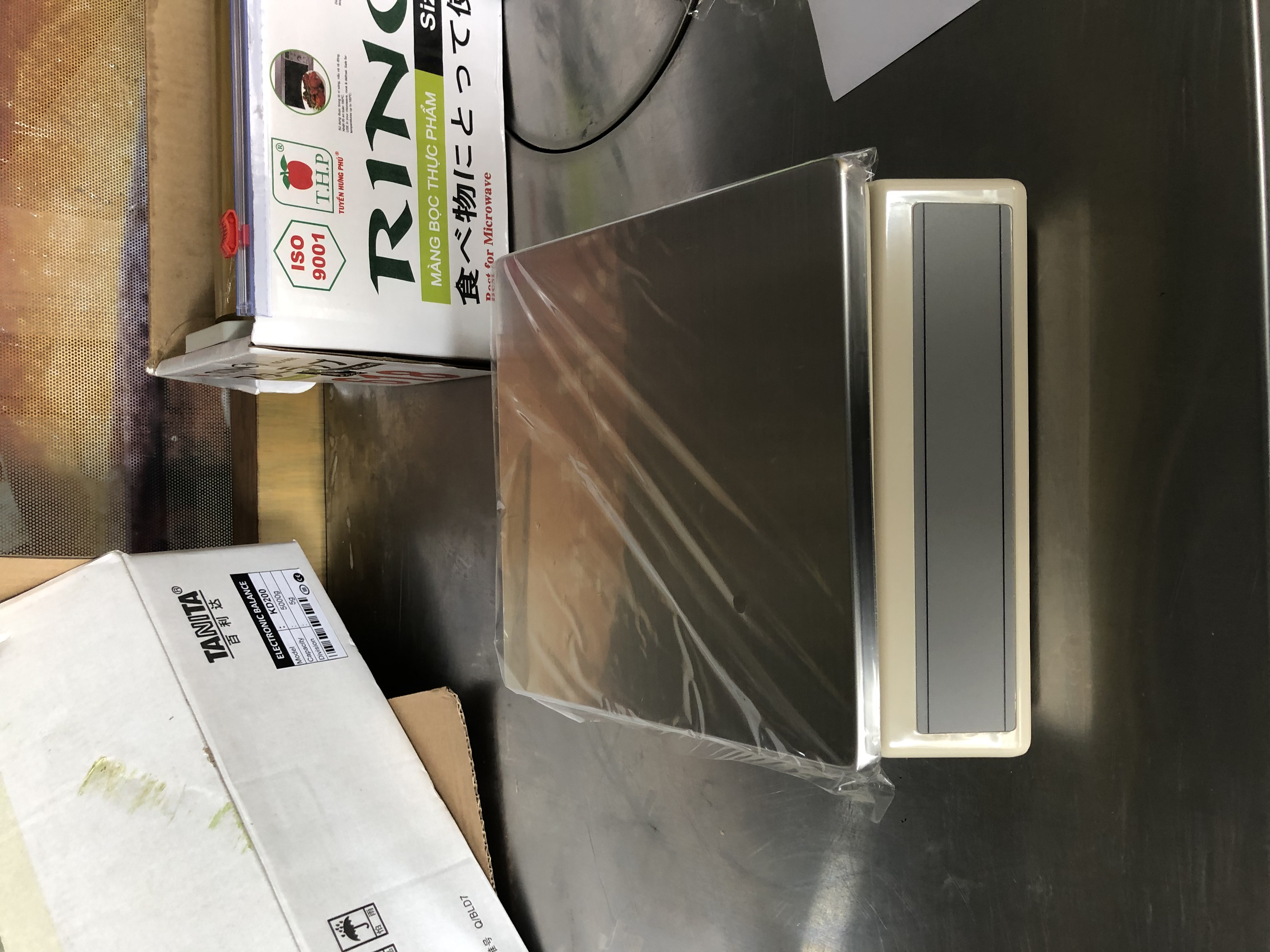 Cân Điện Tử Tanita KD-200 1 kg