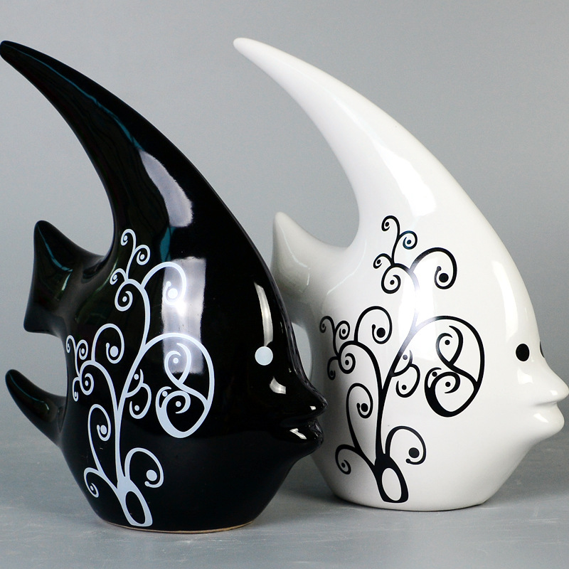 Combo tượng trang trí đôi cá sứ trắng đen nghệ thuật sang trọng