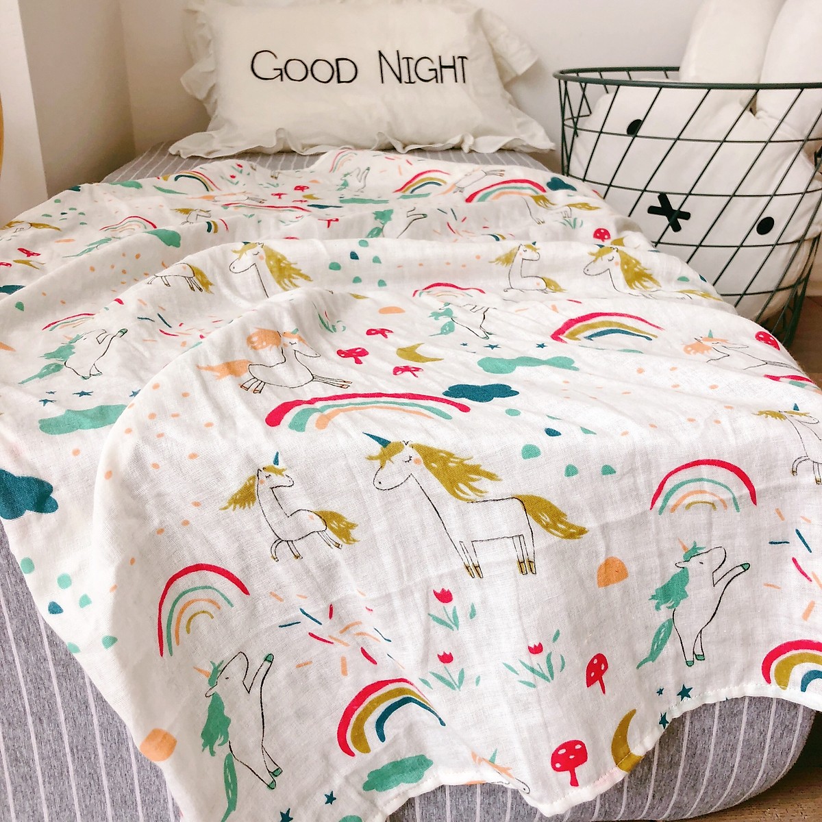 Set 4 Khăn Tắm Bonny Sợi Tre Siêu Mềm Và Thấm Hút Cho Bé