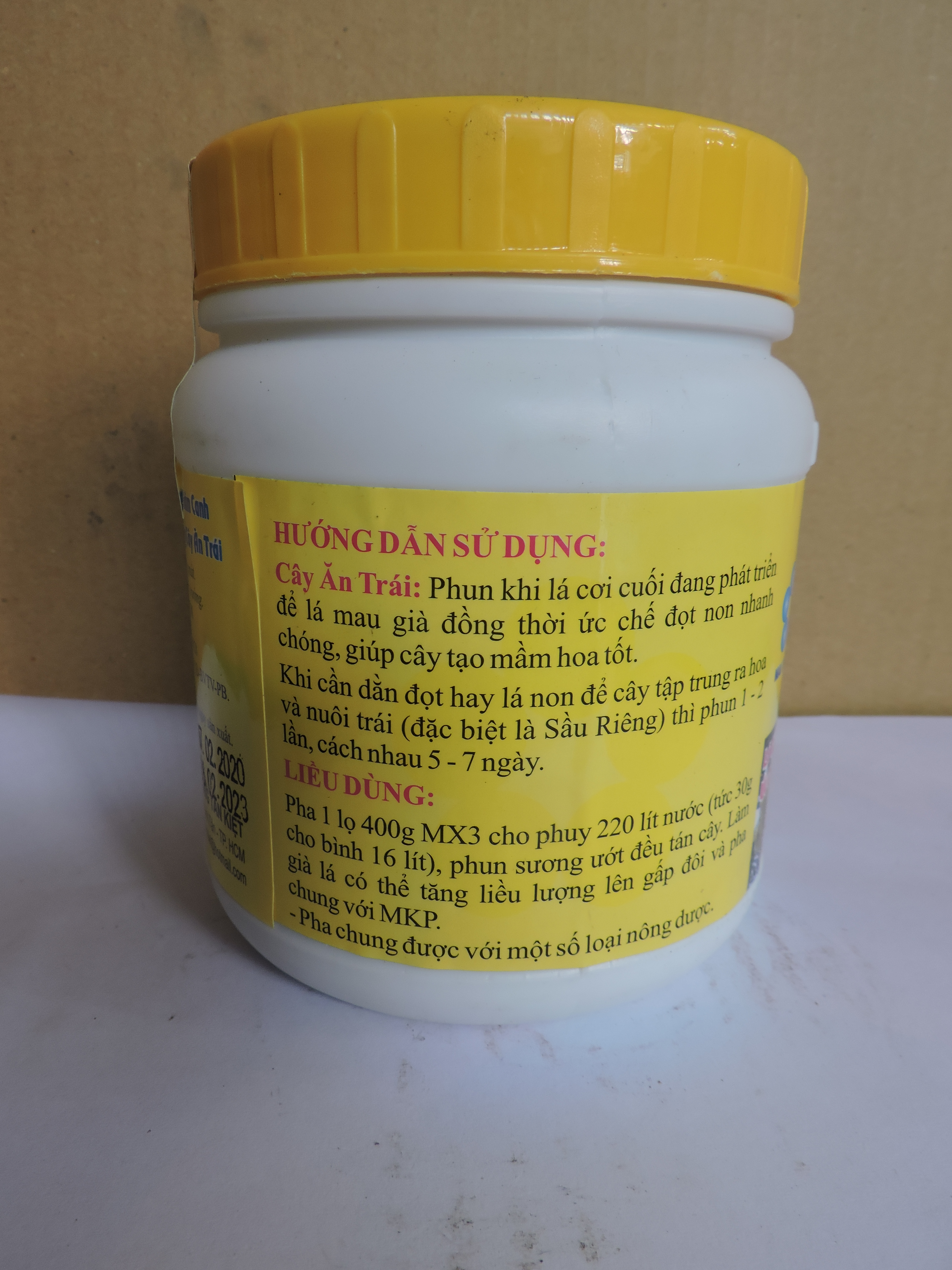 Phân Bón Lá Chuyên Dùng MX3 (1 - 21 - 21 +3Zn) Cây Ăn Trái, Lá Già Nhanh, Tạo Mầm Hoa Tốt, Ức Chế đọt non, Hạn Chế Rụng Hoa, Trái. (hủ 400gr)