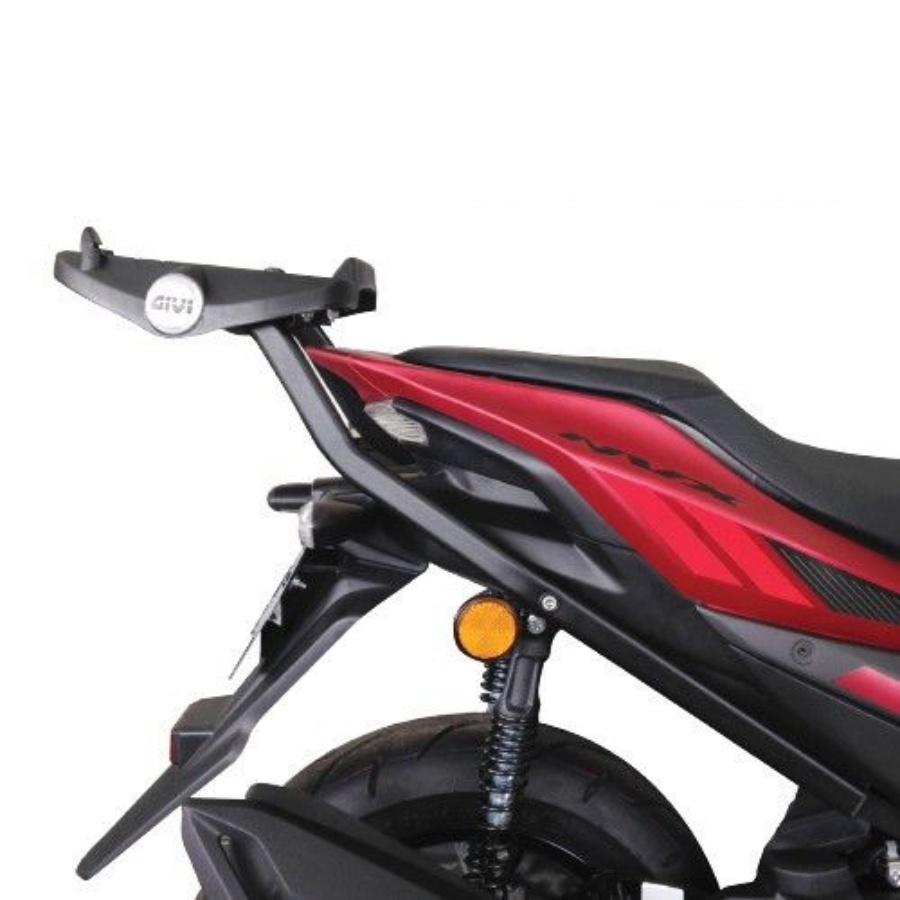 Baga Sau Givi Cho NVX 125 Và NVX 155 Kèm Sẵn Đế Lắp Thùng Hàng Chính Hãng