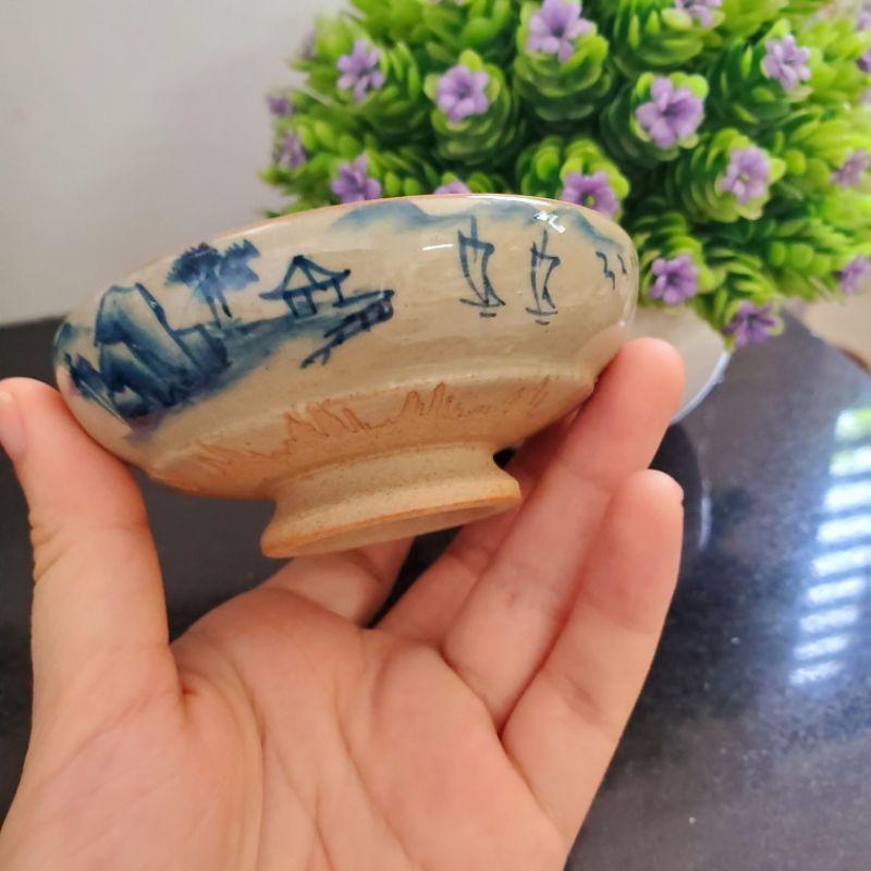 Chén chủ vẽ tay dòng chén tròn chân cao T
