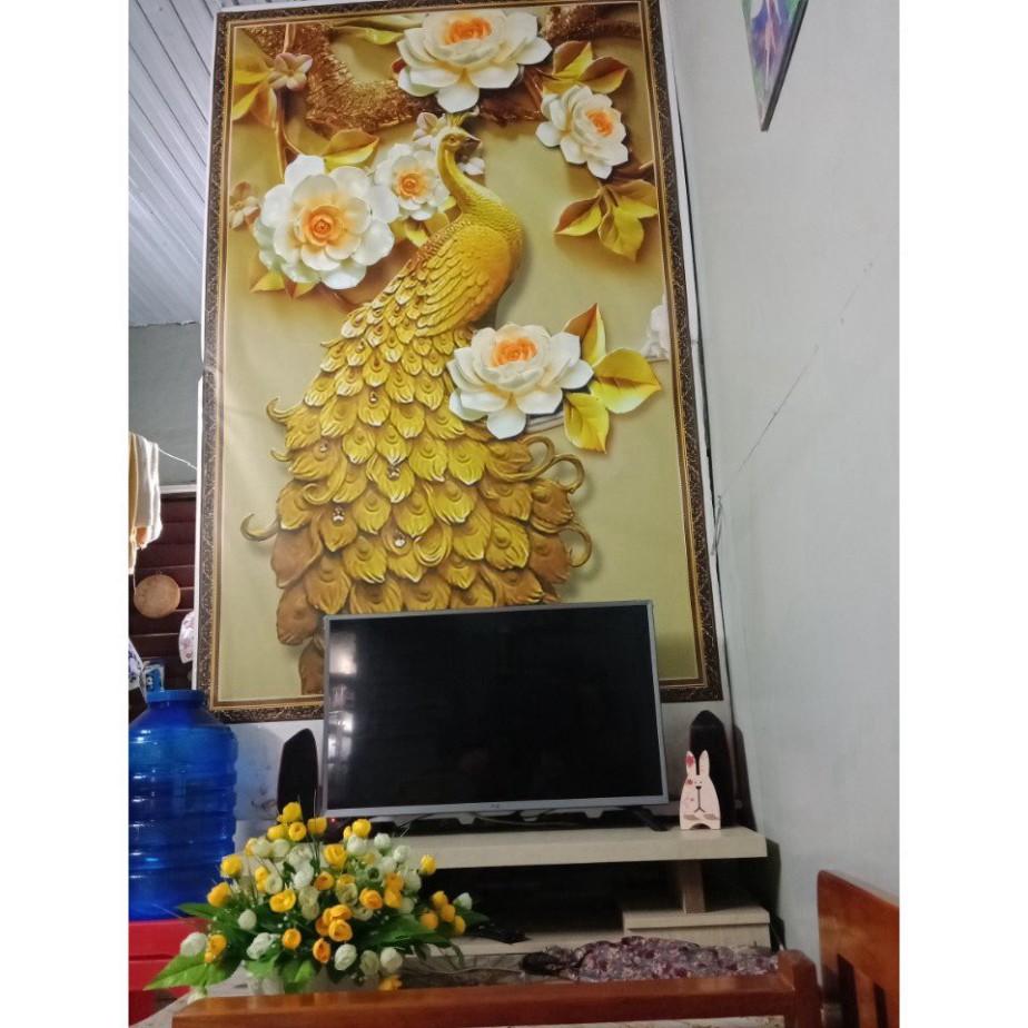 Tranh dán tường 3D Khổng tước vàng khổ dọc LV-0121K KS 60 x 100 cm