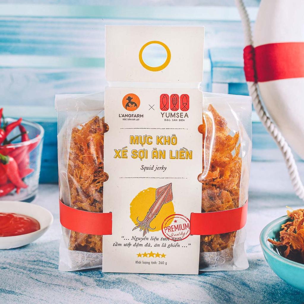 Mực khô xé sợi ăn liền Yumsea, 260g, bịch, mẫu mawashi L'angfarm