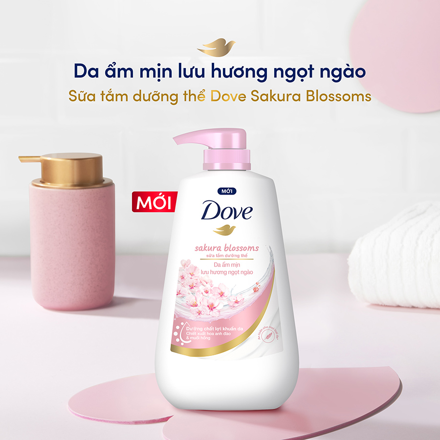 Sữa tắm dưỡng thể Dove Sakura Blossoms Da mềm mịn hương hoa với hương hoa anh đào &amp; muối hồng 500g