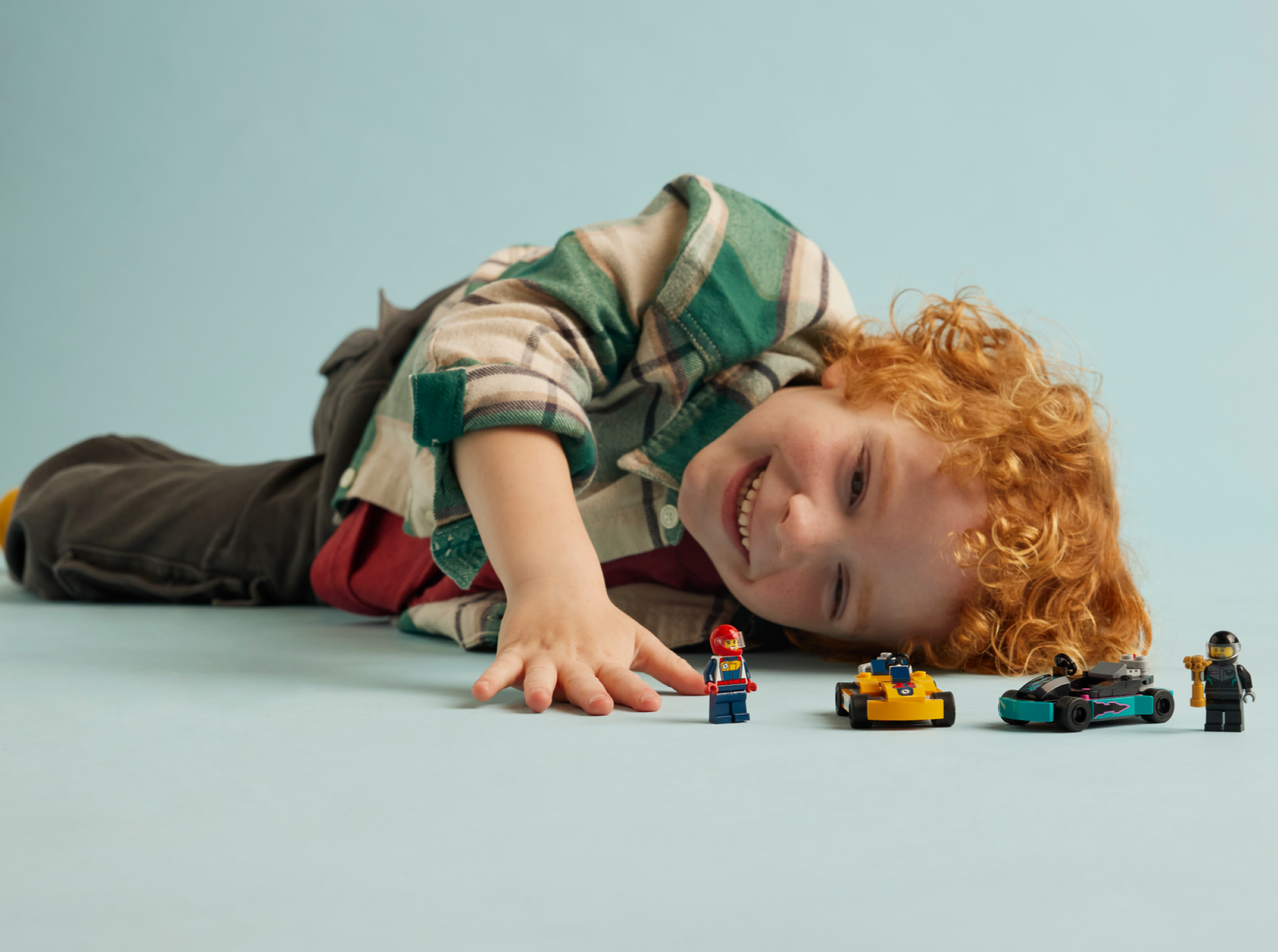 Đồ Chơi Lắp Ráp Bộ Đôi Xe Đua Go-Karts - Go-Karts And Race Drivers - Lego City 60400 (99 Mảnh Ghép)