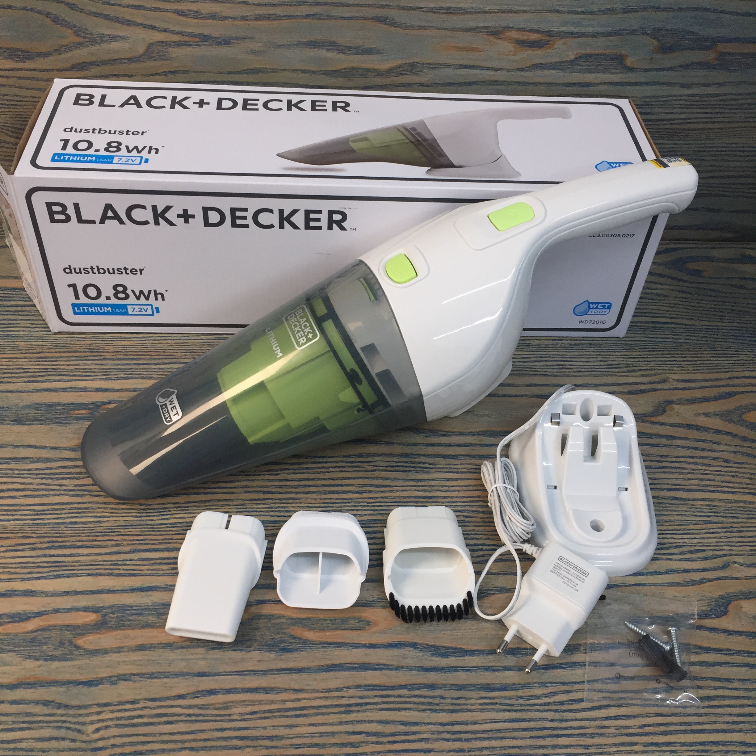 Máy hút bụi pin sạc hút ướt và khô Black Decker WD7201B-B1 7.2V - Giao màu ngẫu nhiên