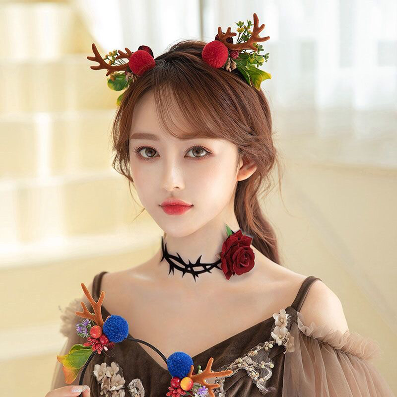 Vòng Cổ Choker Hoa Hồng Gai Góc Cá Tính Sành Điệu