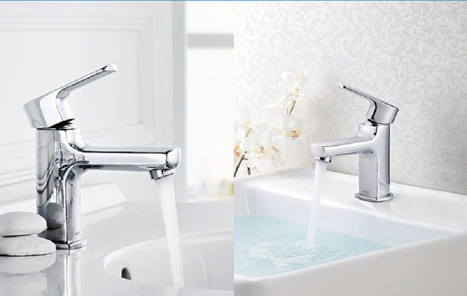 Vòi lavabo nóng lạnh  V15121 Moen