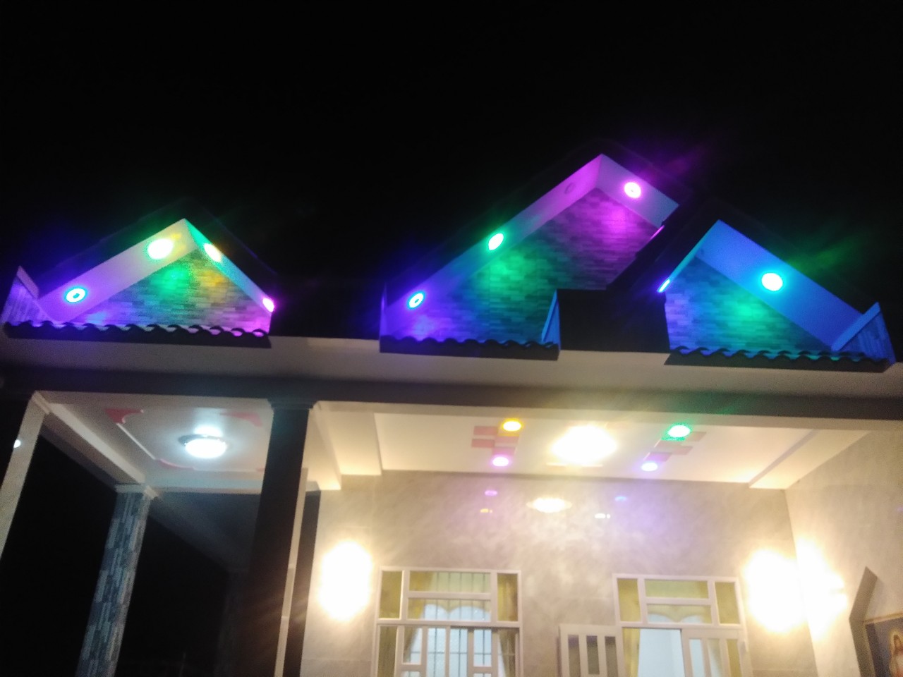 Đèn LED ÂM TRẦN VIỀN MÀU 3 chế độ 3W+3W