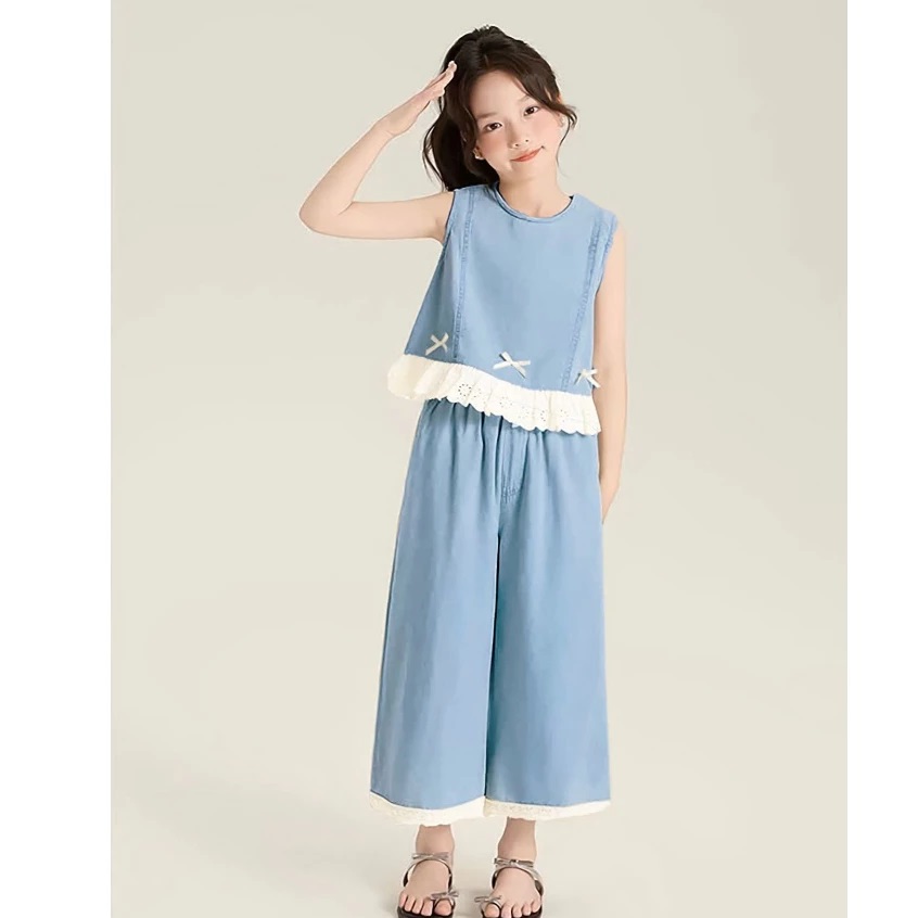 Đồ Jean Bò Giấy Bé Gái Áo Xòe Đính Nơ &amp; Quần Ống Suông Viền Ren – Mềm Nhẹ, Dễ Thương Từ 12-45KG Dành Cho Bé Gái