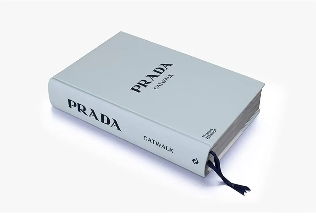 (Sách ngoại văn, combo 3 cuốn, bìa cứng) PRADA CATWALK, CHANEL COLLECTIONS &amp; COCO CHANEL - Read Station