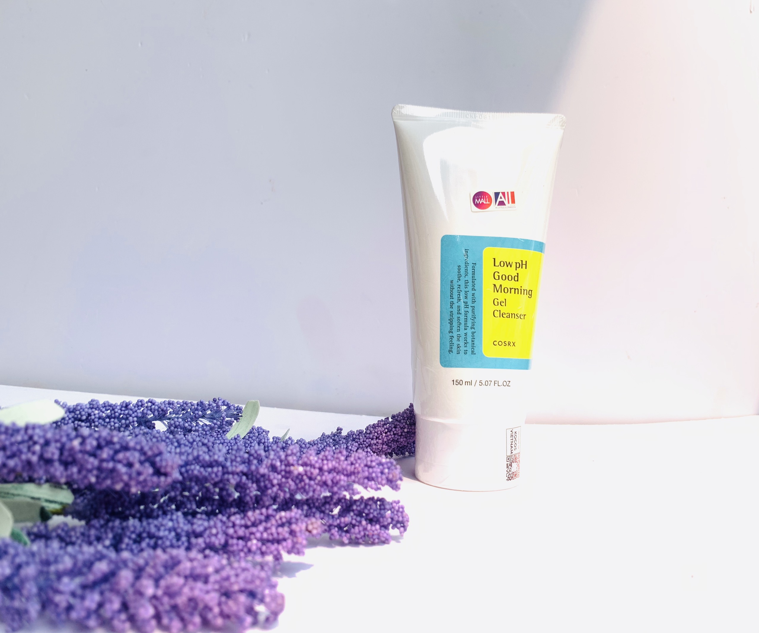 Sữa rửa mặt dịu nhẹ Cosrx Low pH Good Morning Cleanser 150ml