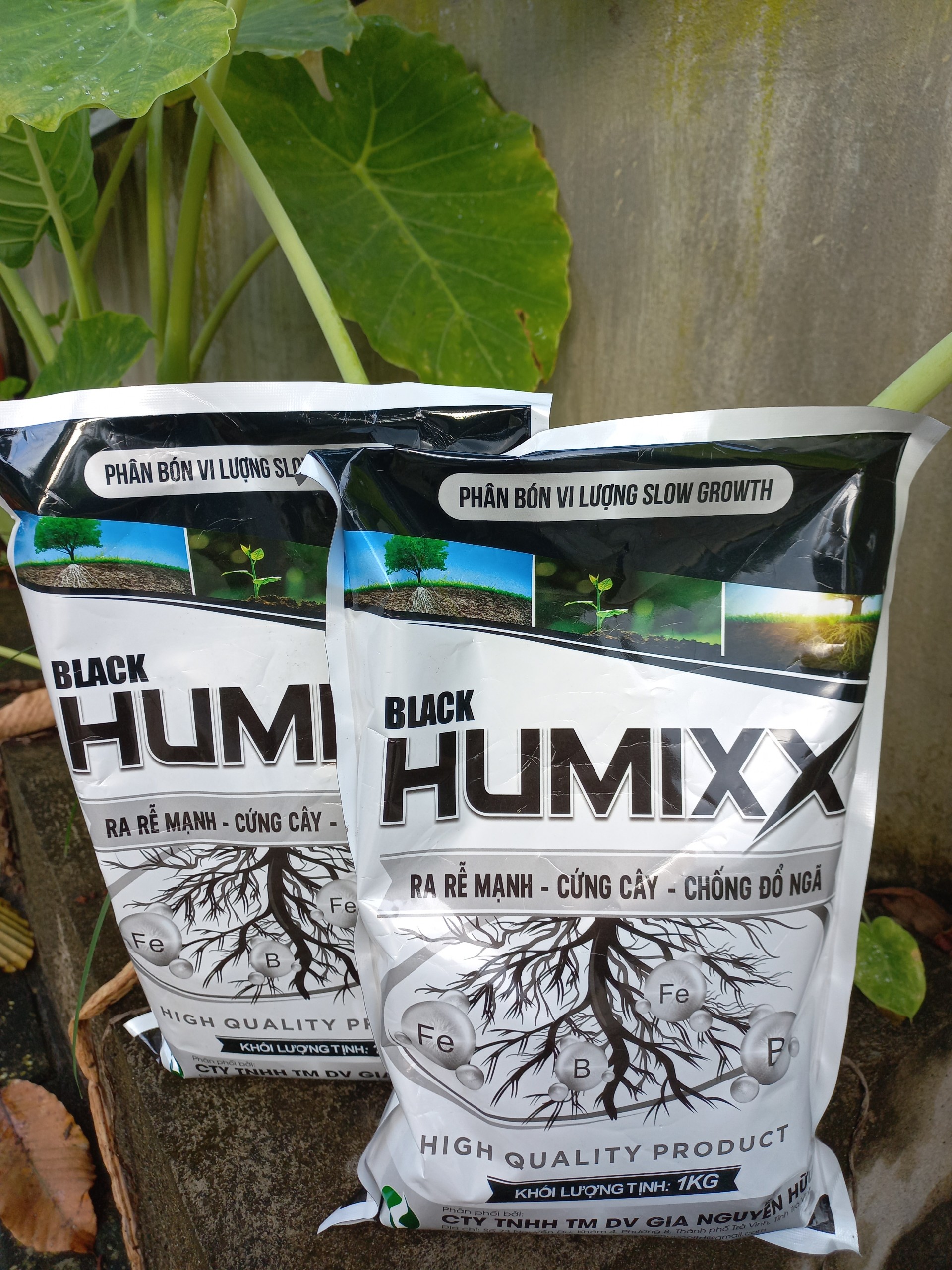 PHÂN BÓN HUMIC 1KG - DẠNG VẢY TAN CAO CẤP, DƯỠNG CÂY TỐT ĐẤT